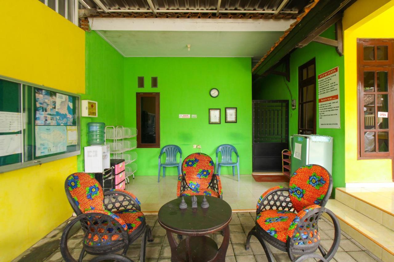Spot On 1931 Kampung Osing Inn Banyuwangi  Zewnętrze zdjęcie